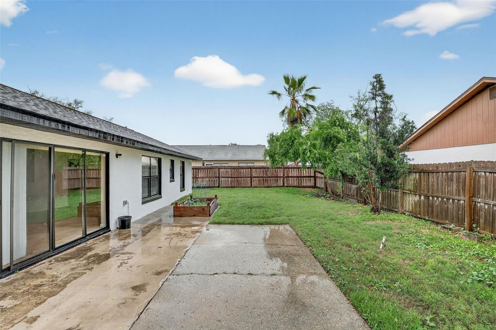 HUNTERS TRACE - Residential