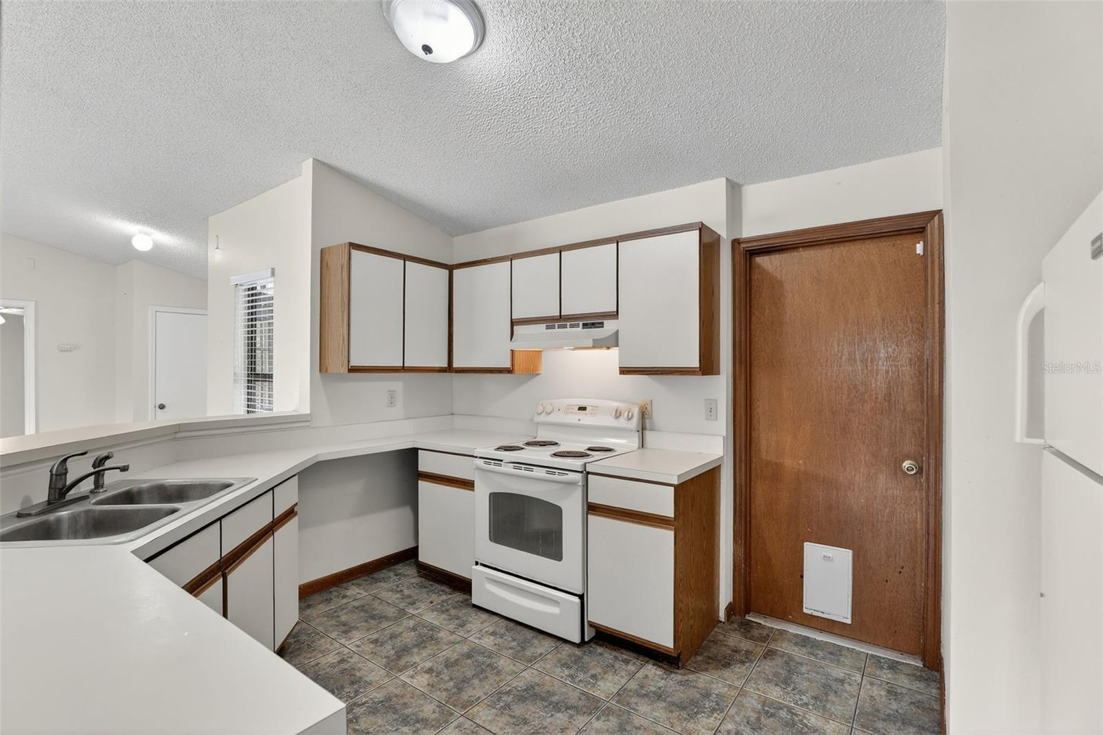 HUNTERS TRACE - Residential