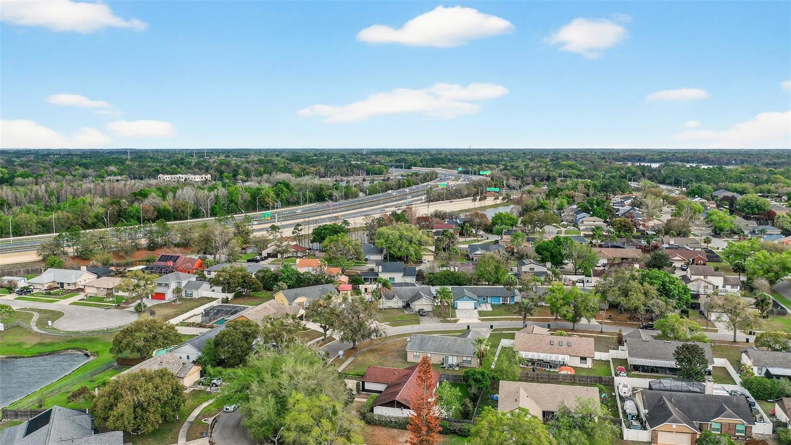 HUNTERS TRACE - Residential