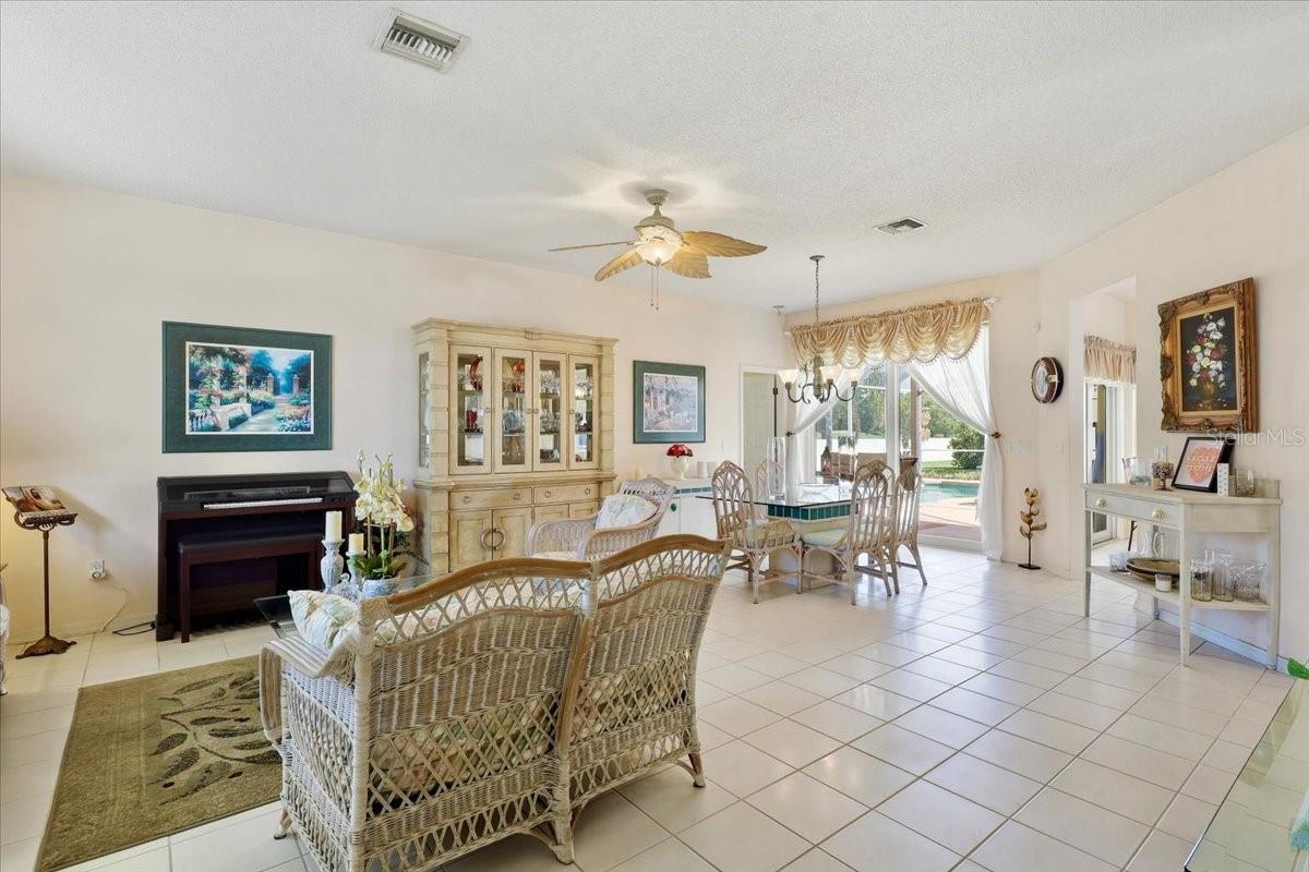 CARLSON PARK ESTATES - Residential