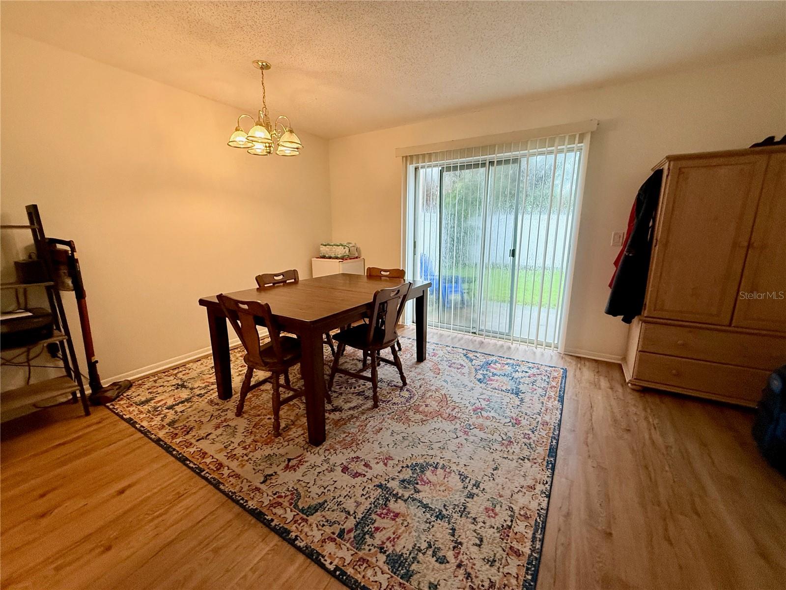 SUMMER LAKES - Residential Lease
