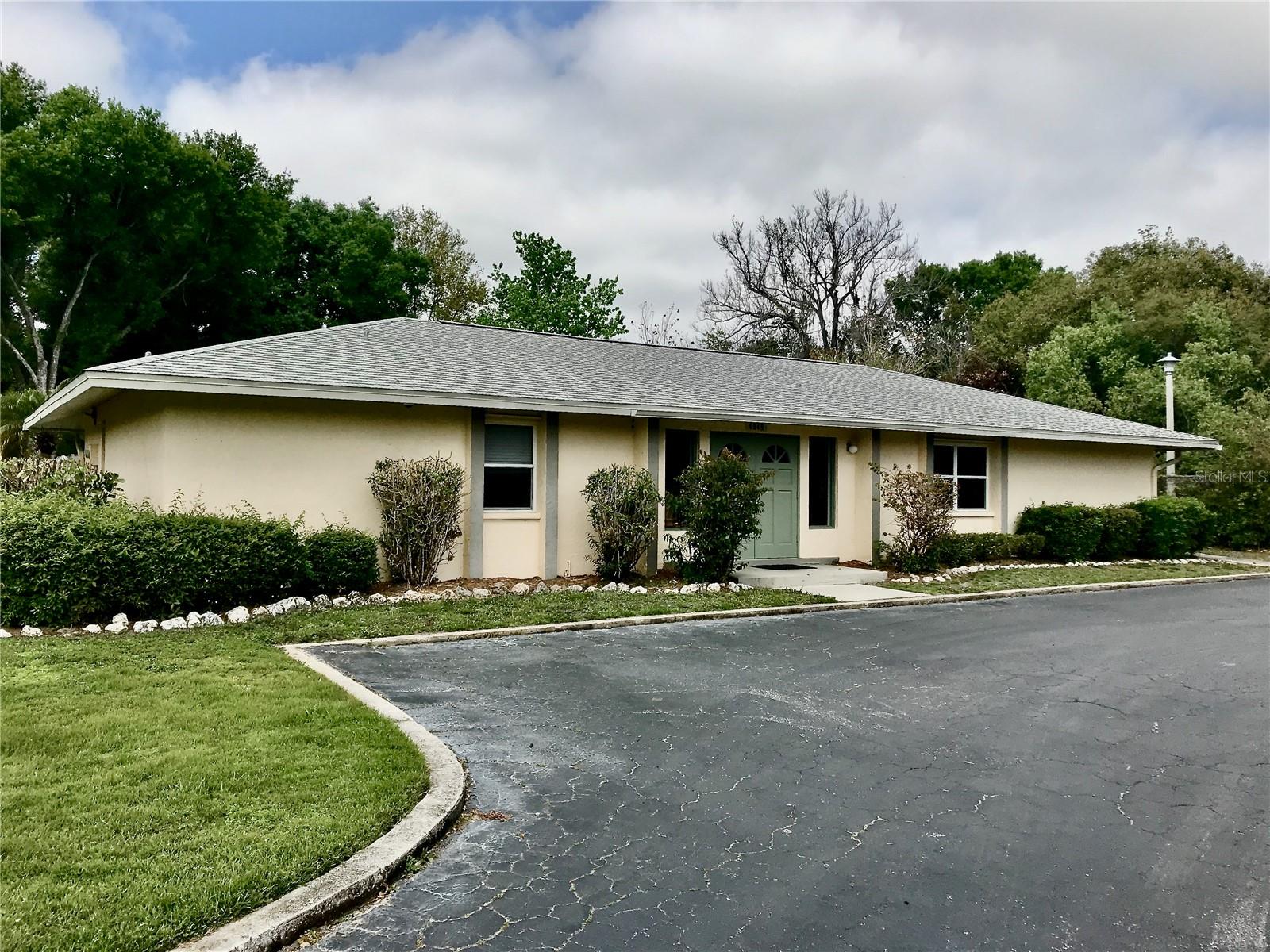 SUMMER LAKES - Residential Lease