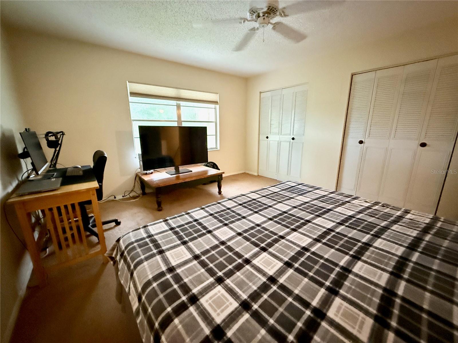 SUMMER LAKES - Residential Lease