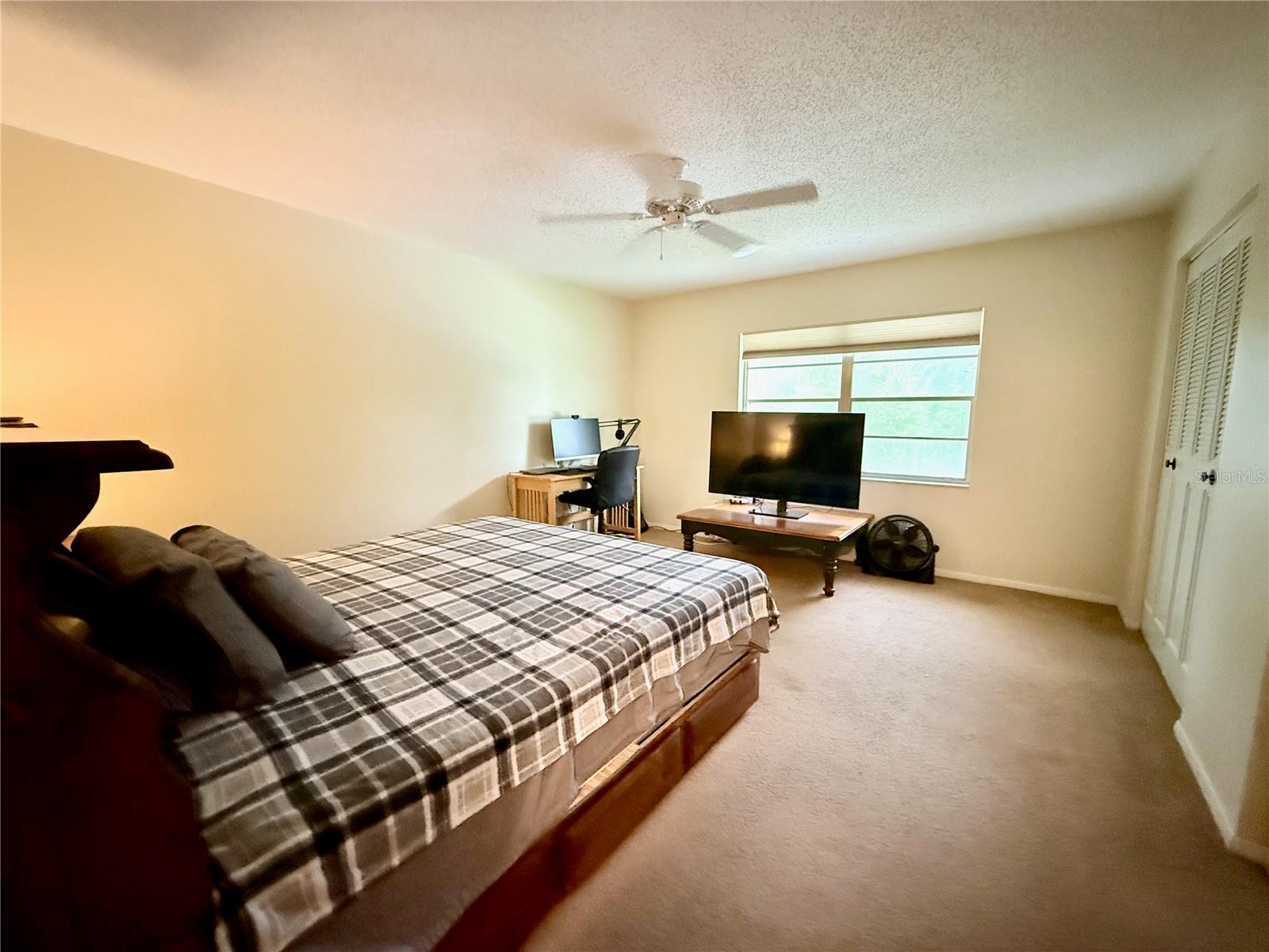 SUMMER LAKES - Residential Lease