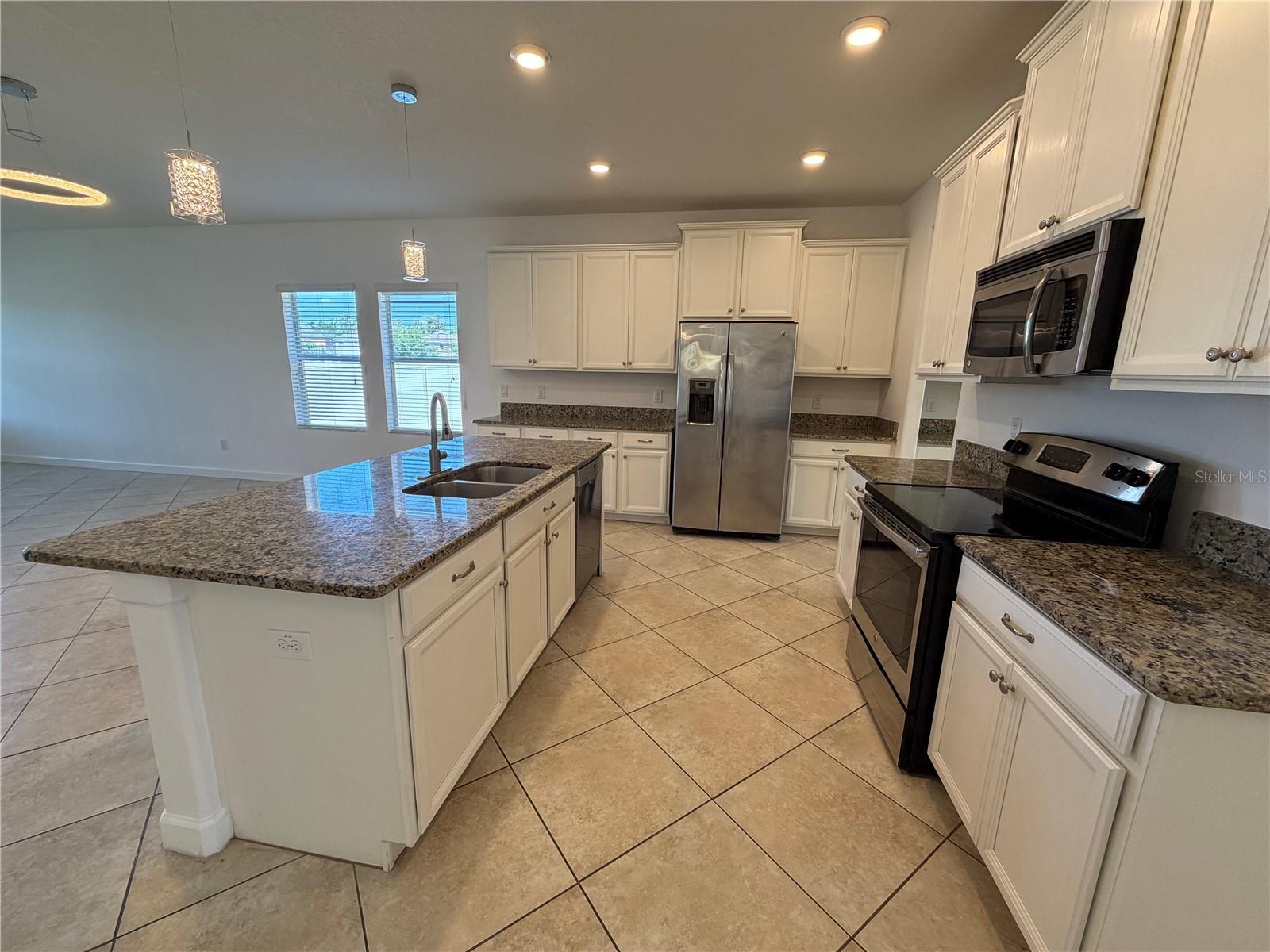 19417 PADDOCK VIEW DRIVE