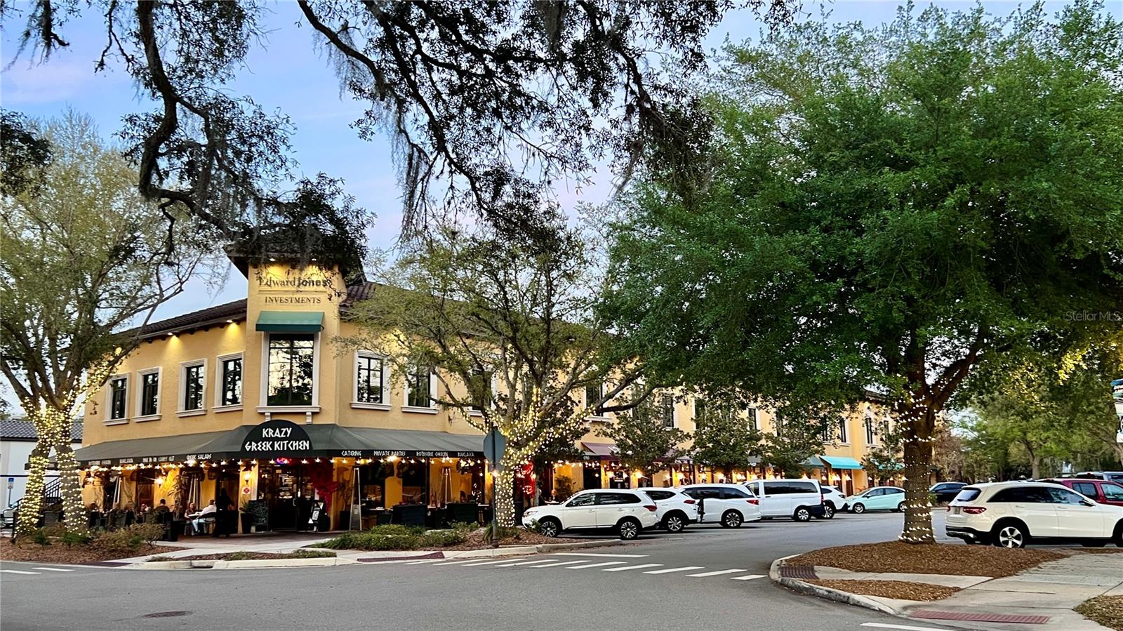 CRYSTAL LAKE CONDOMINIUM - Residential