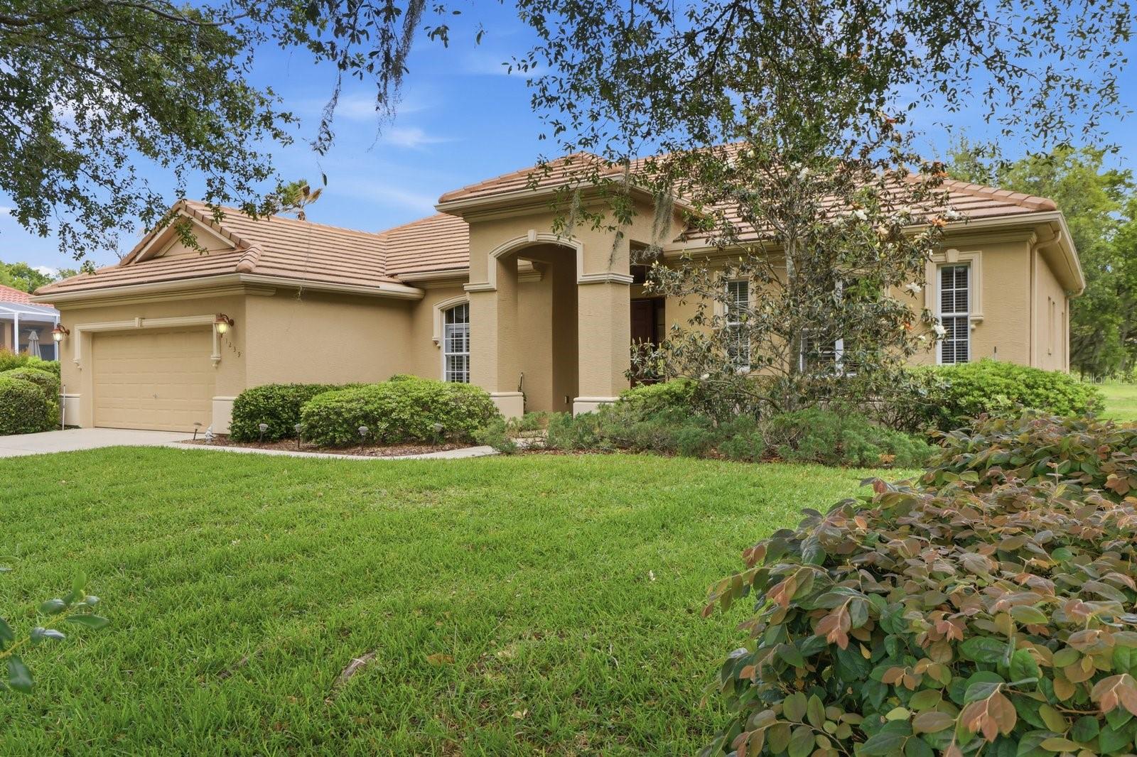 1239 W BEAGLE RUN LOOP