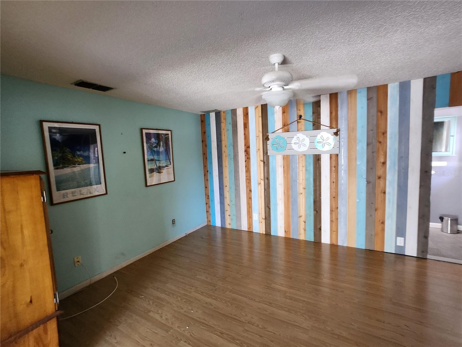 SILVER SPGS SHORES UN 11 - Residential