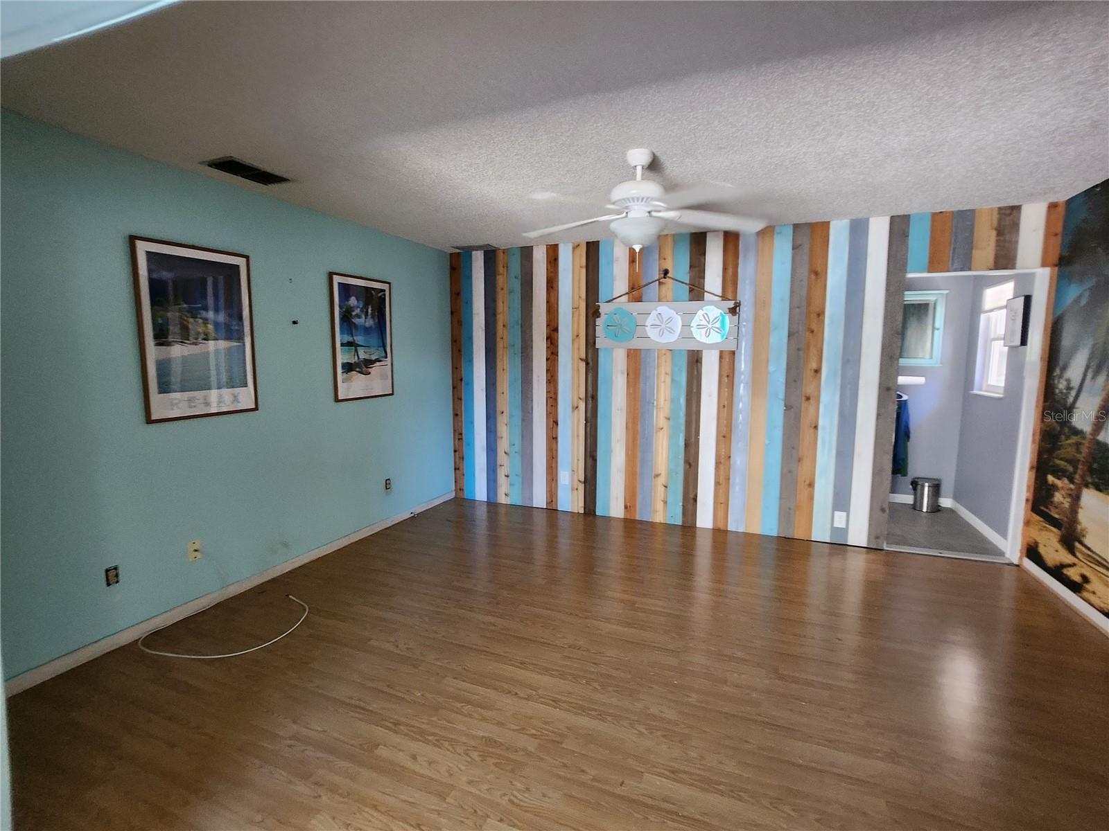 SILVER SPGS SHORES UN 11 - Residential