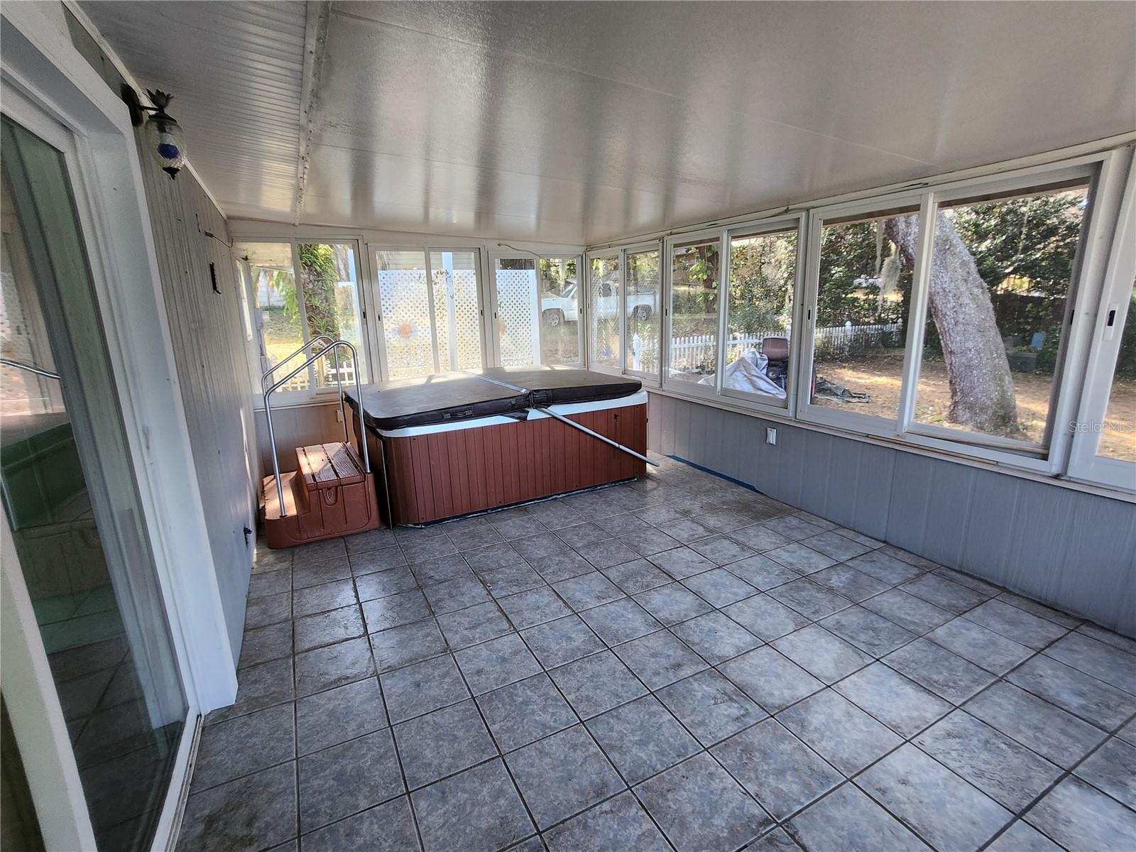 SILVER SPGS SHORES UN 11 - Residential