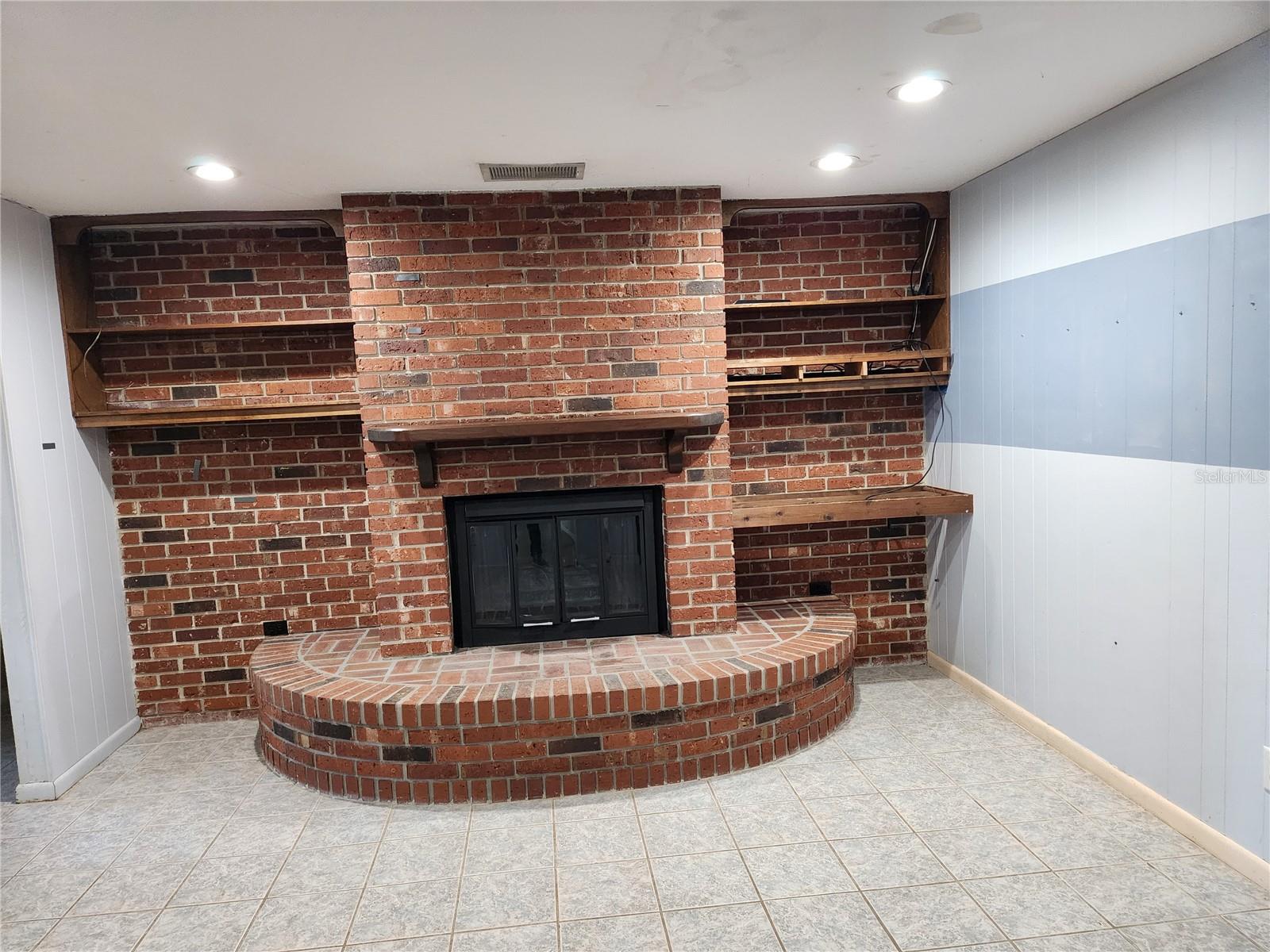 SILVER SPGS SHORES UN 11 - Residential