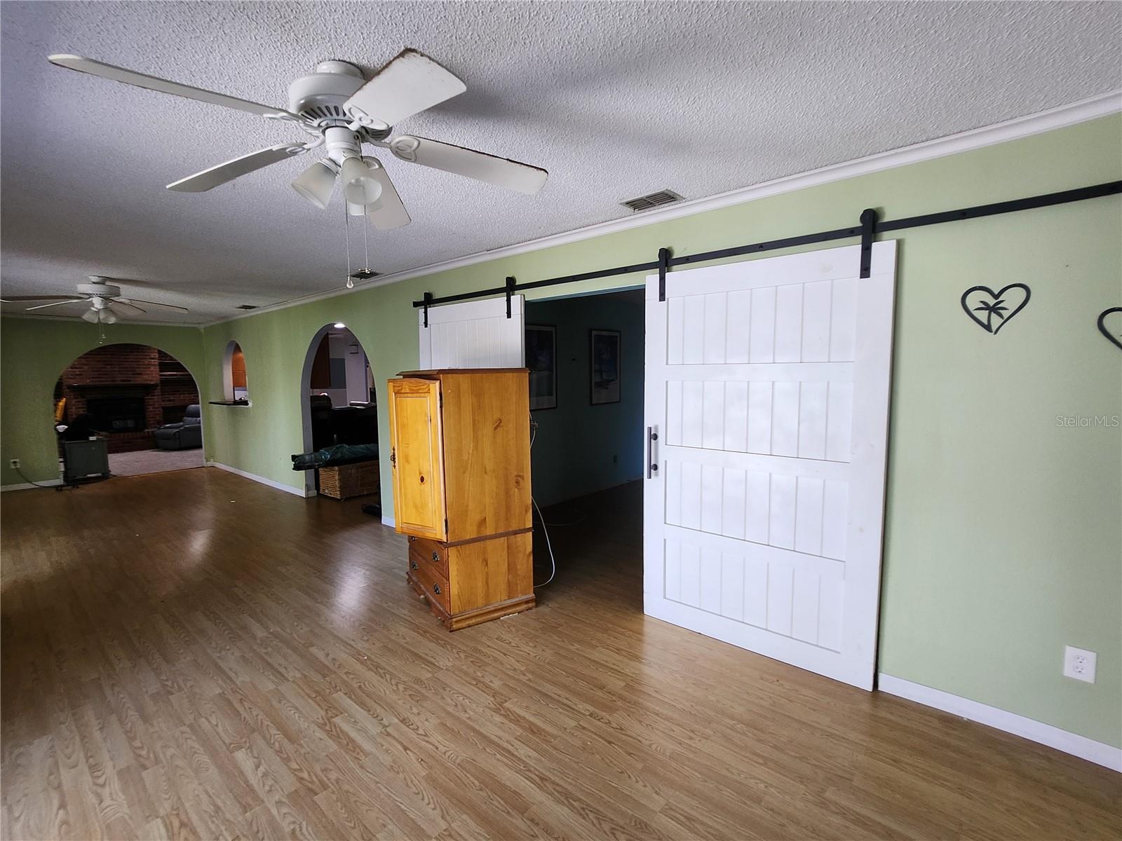 SILVER SPGS SHORES UN 11 - Residential