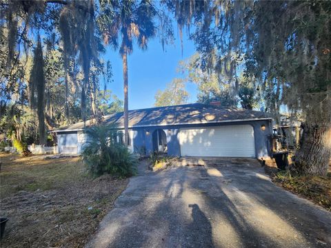 Photo of 25 Emerald Drive, Ocala, FL 34472 (MLS # OM717307)
