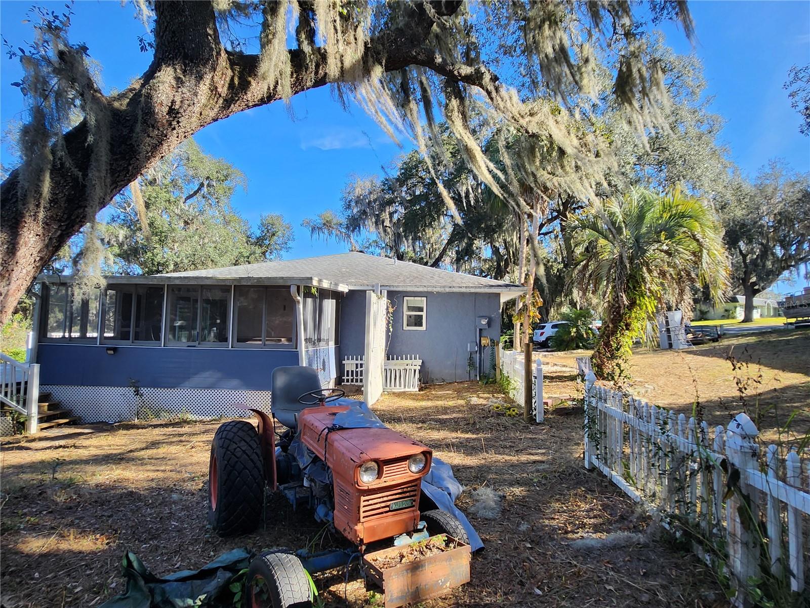 SILVER SPGS SHORES UN 11 - Residential