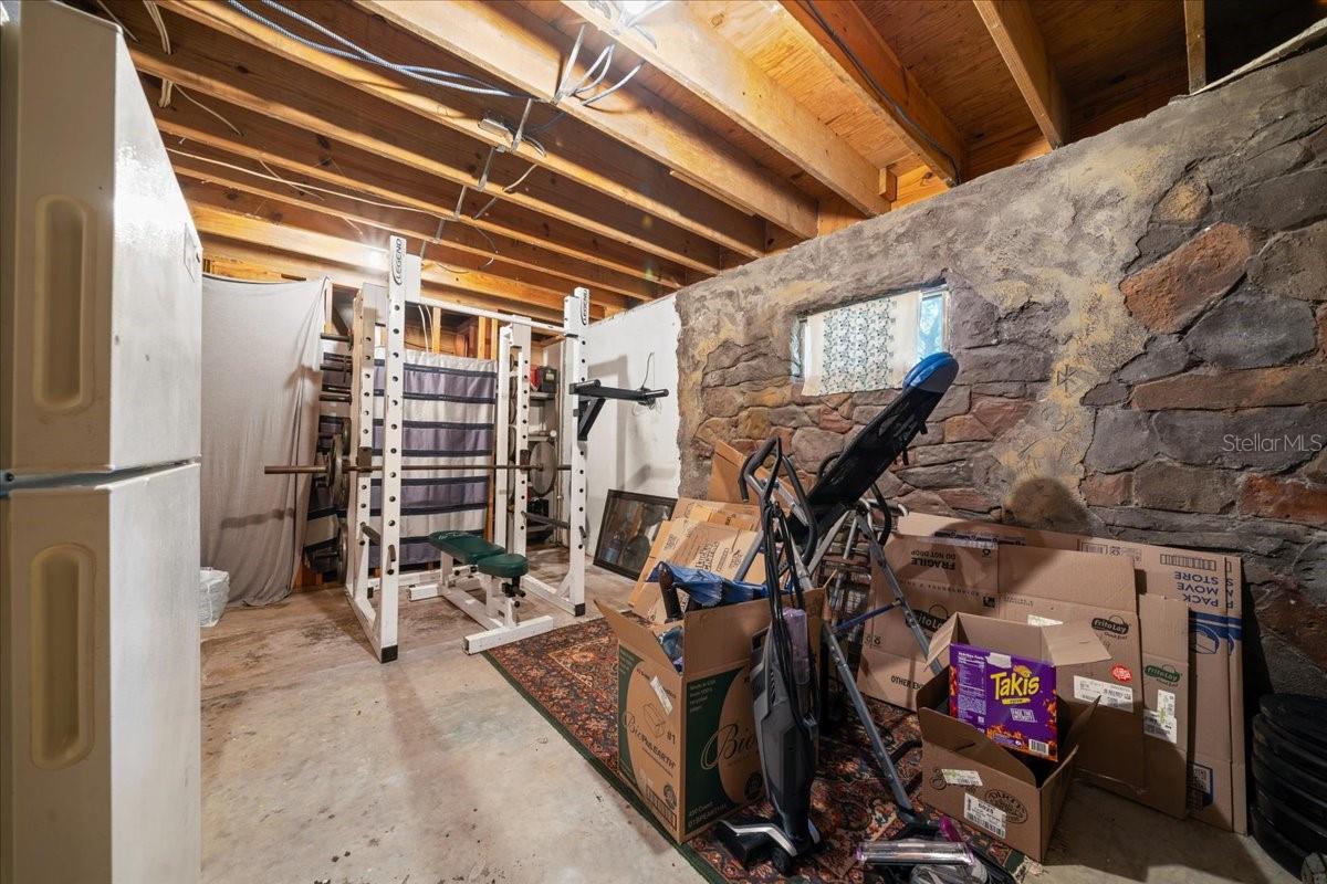 WOODS & LAKES - Residential