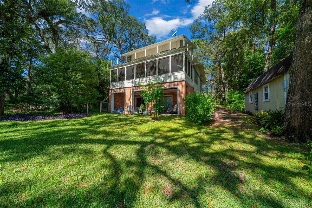 WOODS & LAKES - Residential