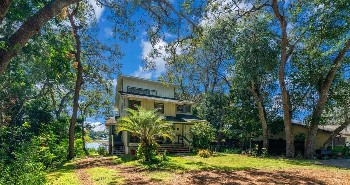 WOODS & LAKES - Residential