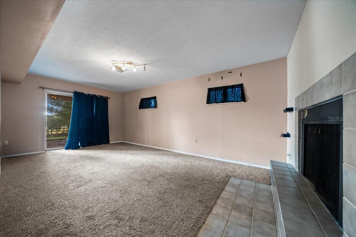 WOODS & LAKES - Residential