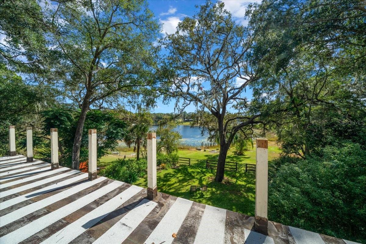 WOODS & LAKES - Residential