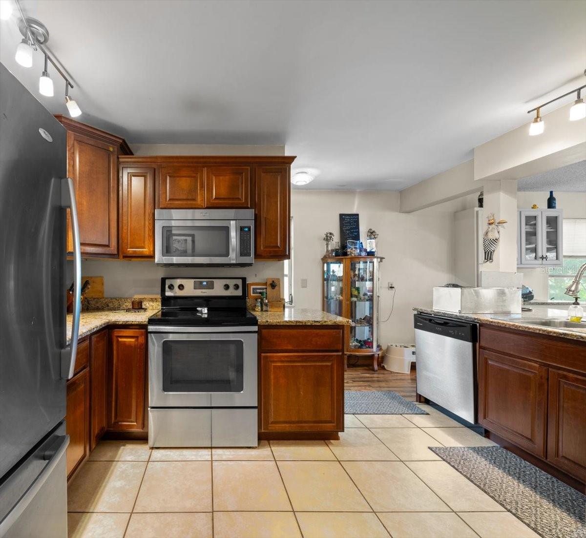 WOODS & LAKES - Residential