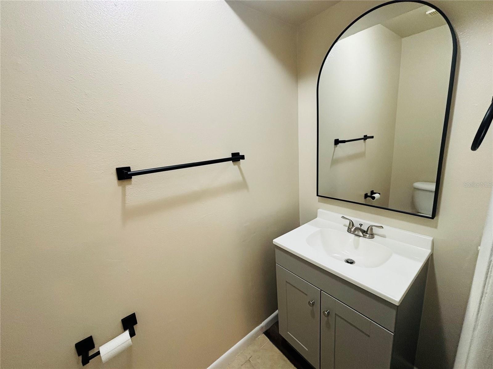 OAK PARK CALDWELLS ADD - Residential Lease