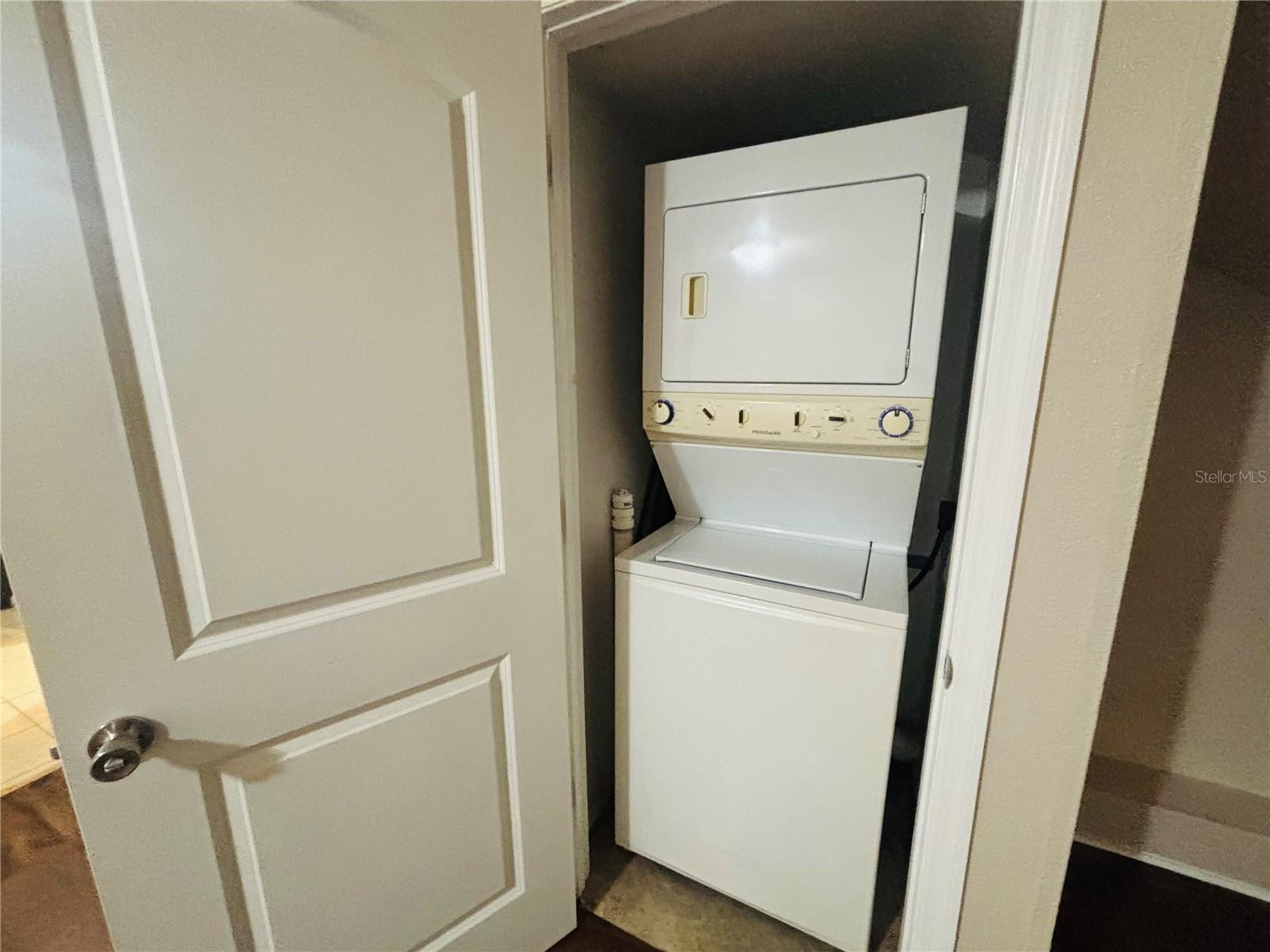 OAK PARK CALDWELLS ADD - Residential Lease