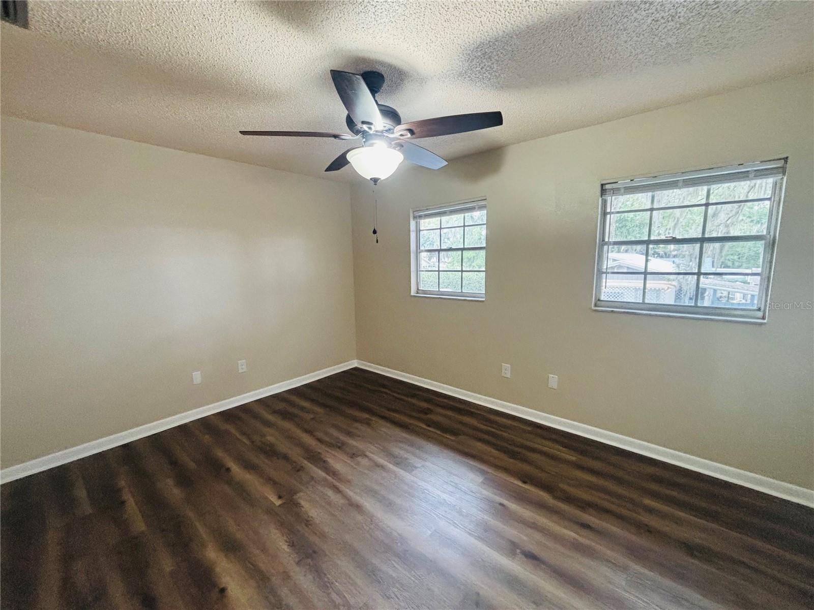 OAK PARK CALDWELLS ADD - Residential Lease