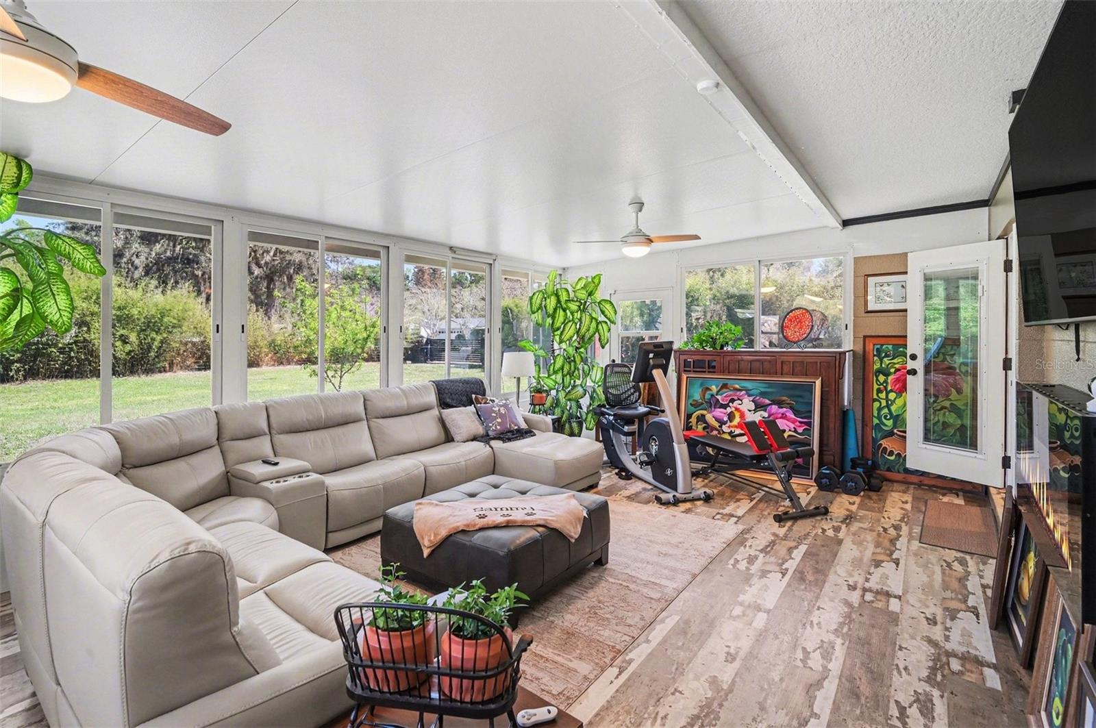 MAGNOLIA SHORES - Residential