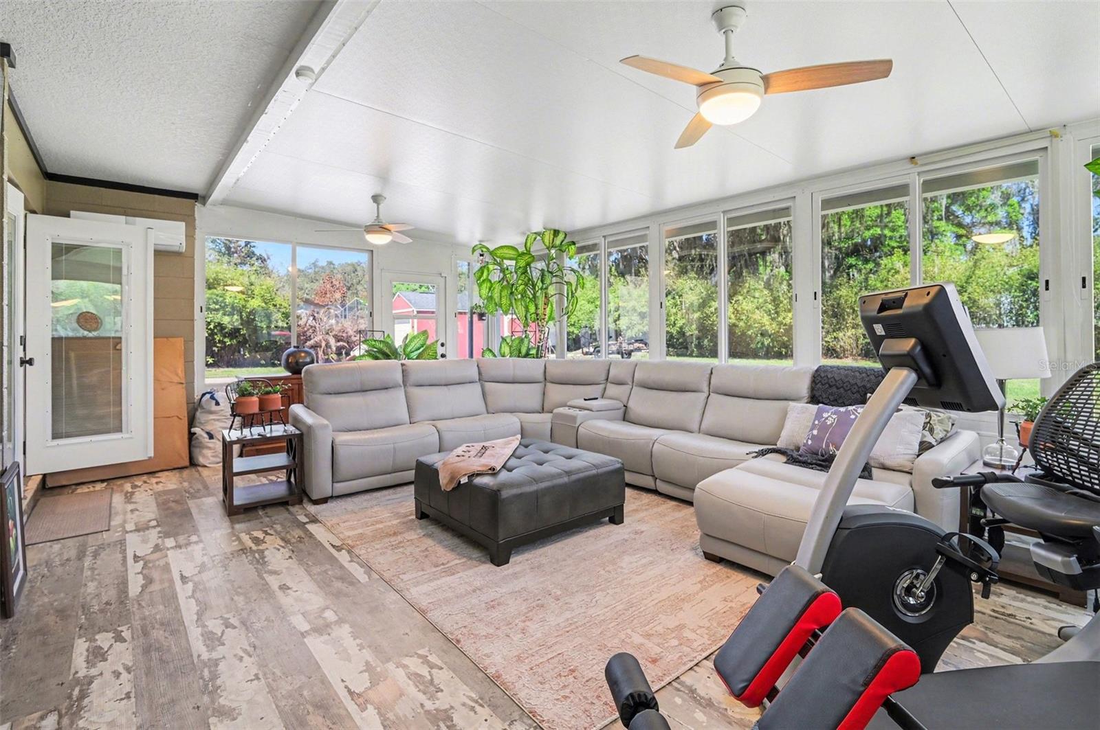 MAGNOLIA SHORES - Residential