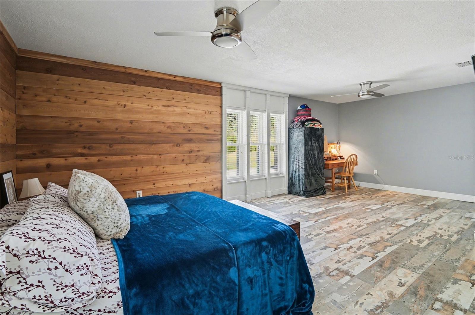 MAGNOLIA SHORES - Residential