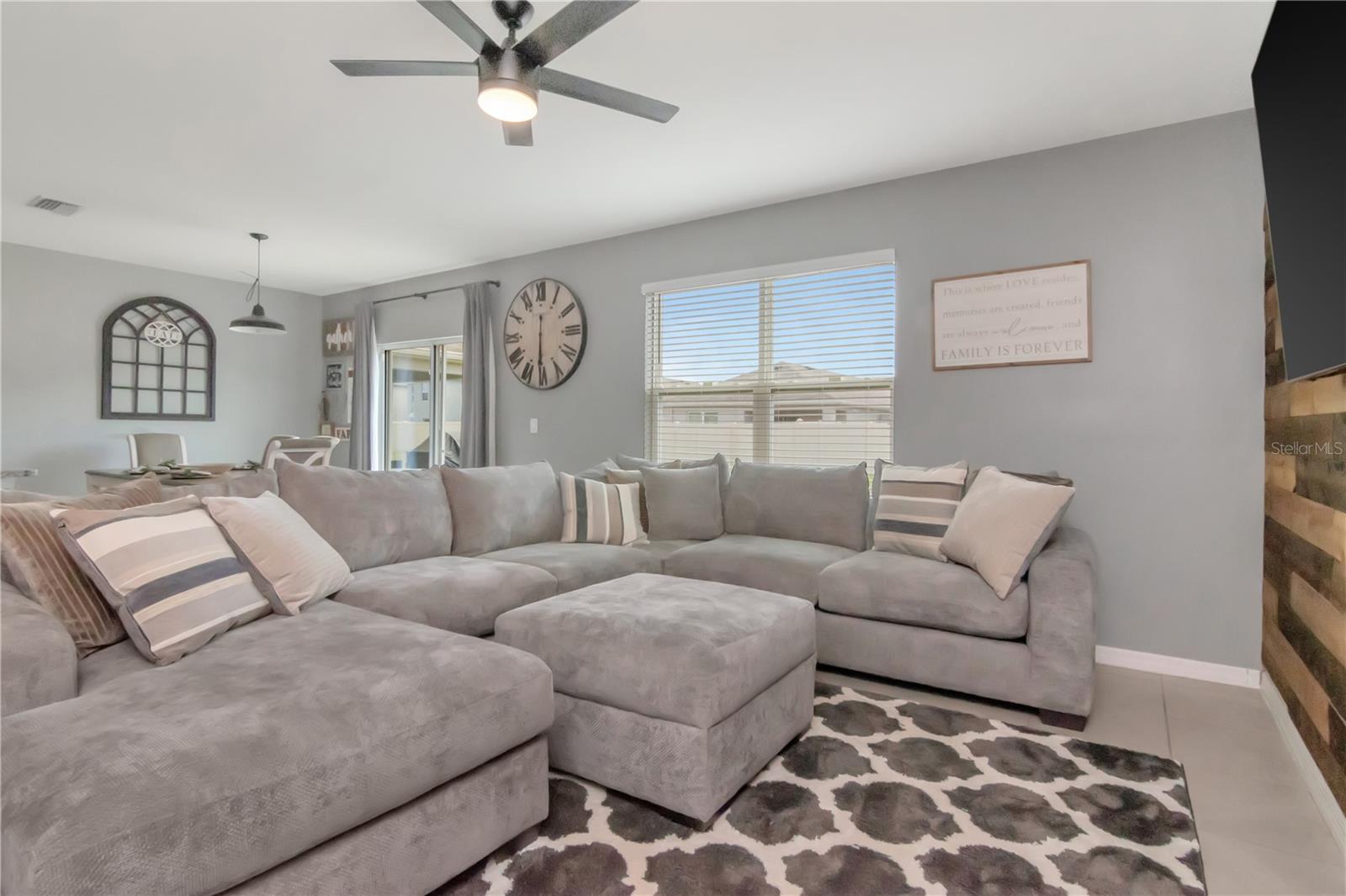 ASHBERRY VILLAGE - Residential