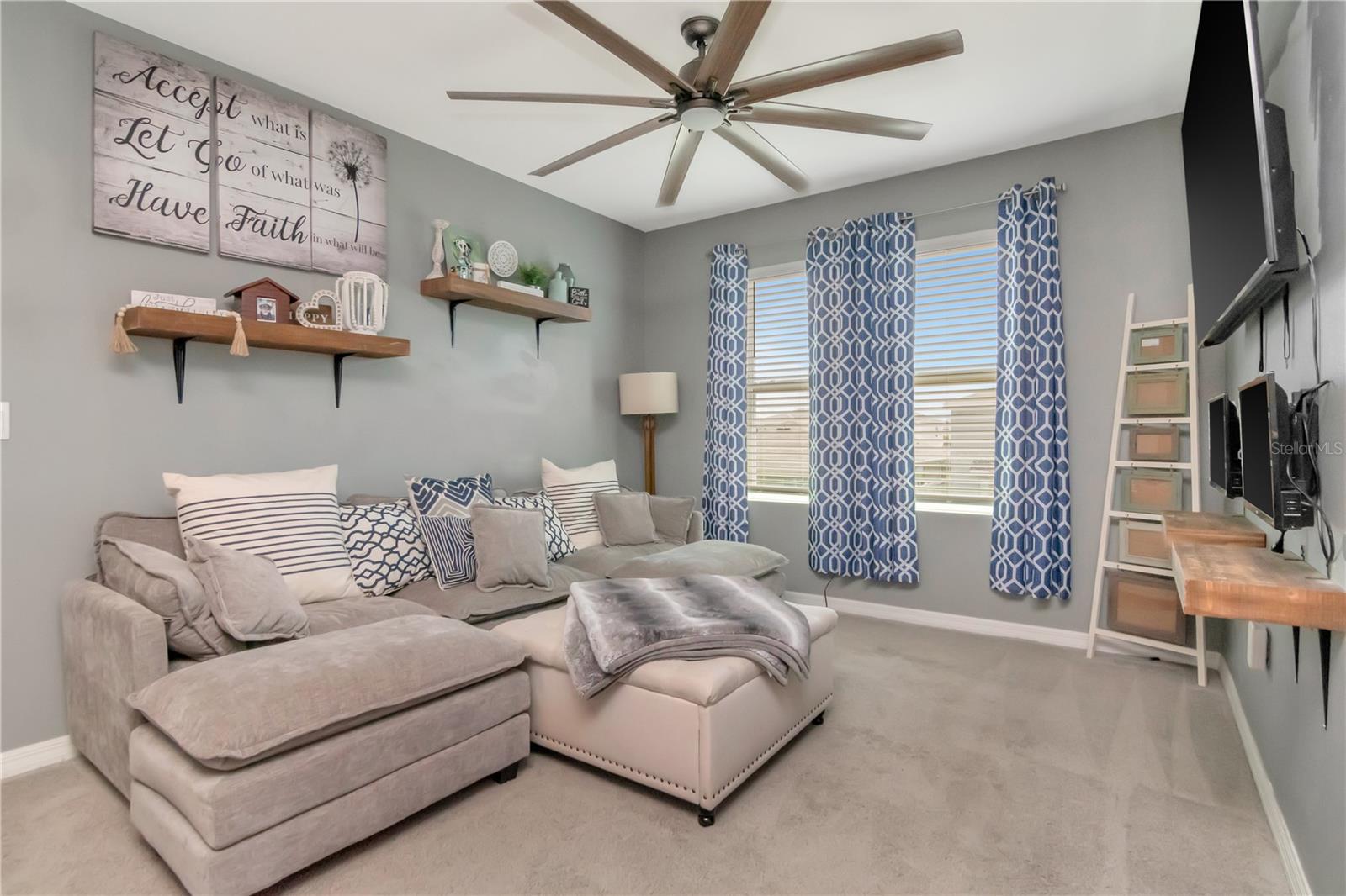 ASHBERRY VILLAGE - Residential