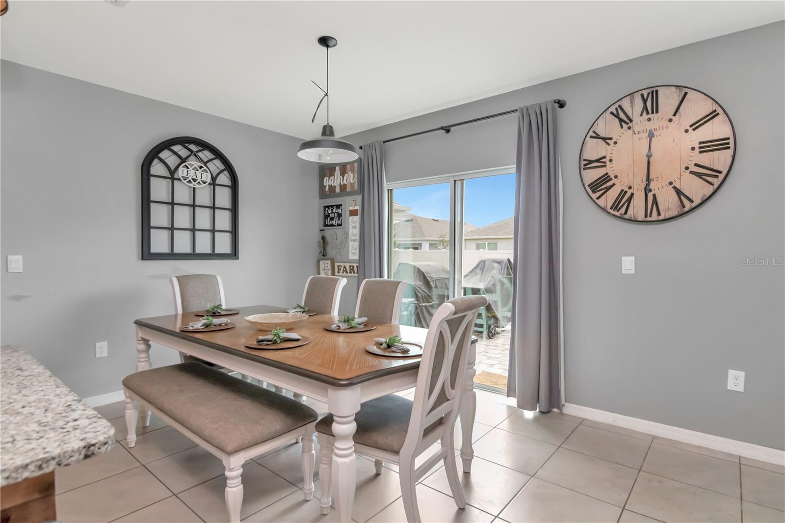 ASHBERRY VILLAGE - Residential