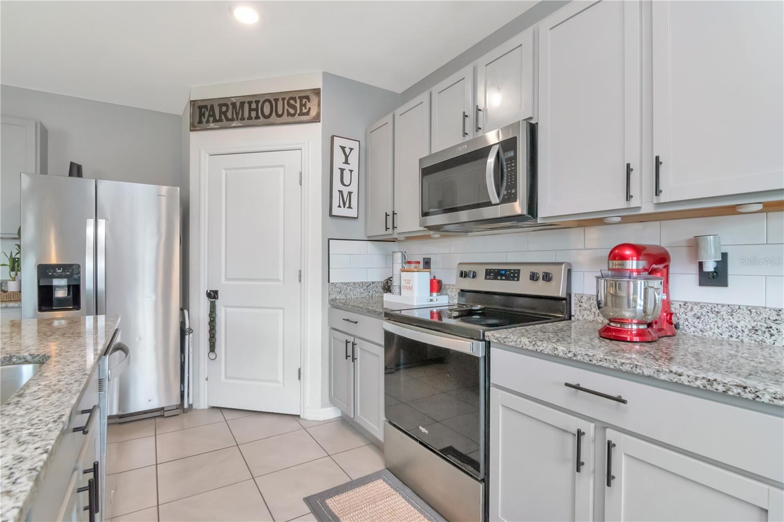 ASHBERRY VILLAGE - Residential