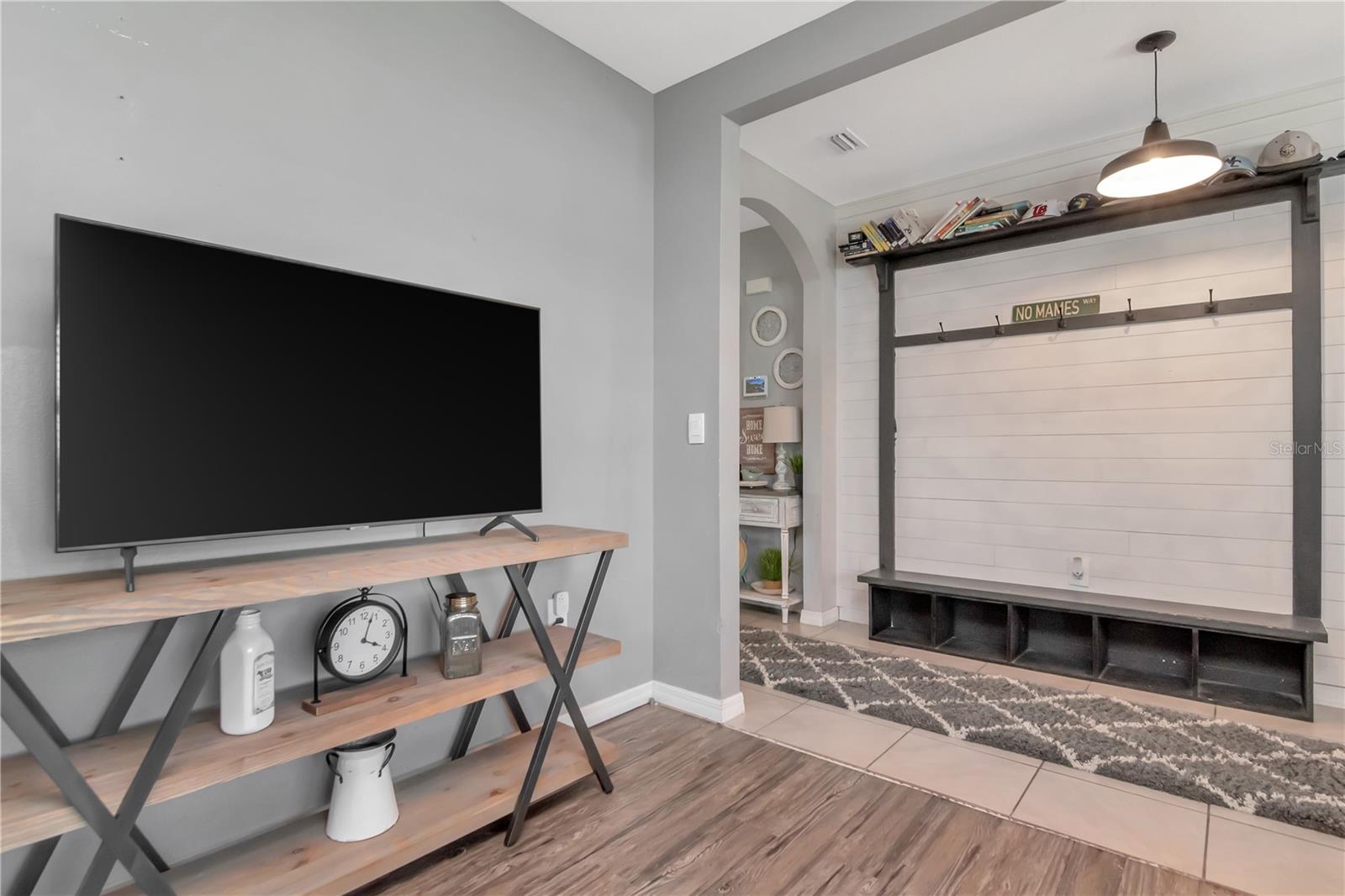 ASHBERRY VILLAGE - Residential