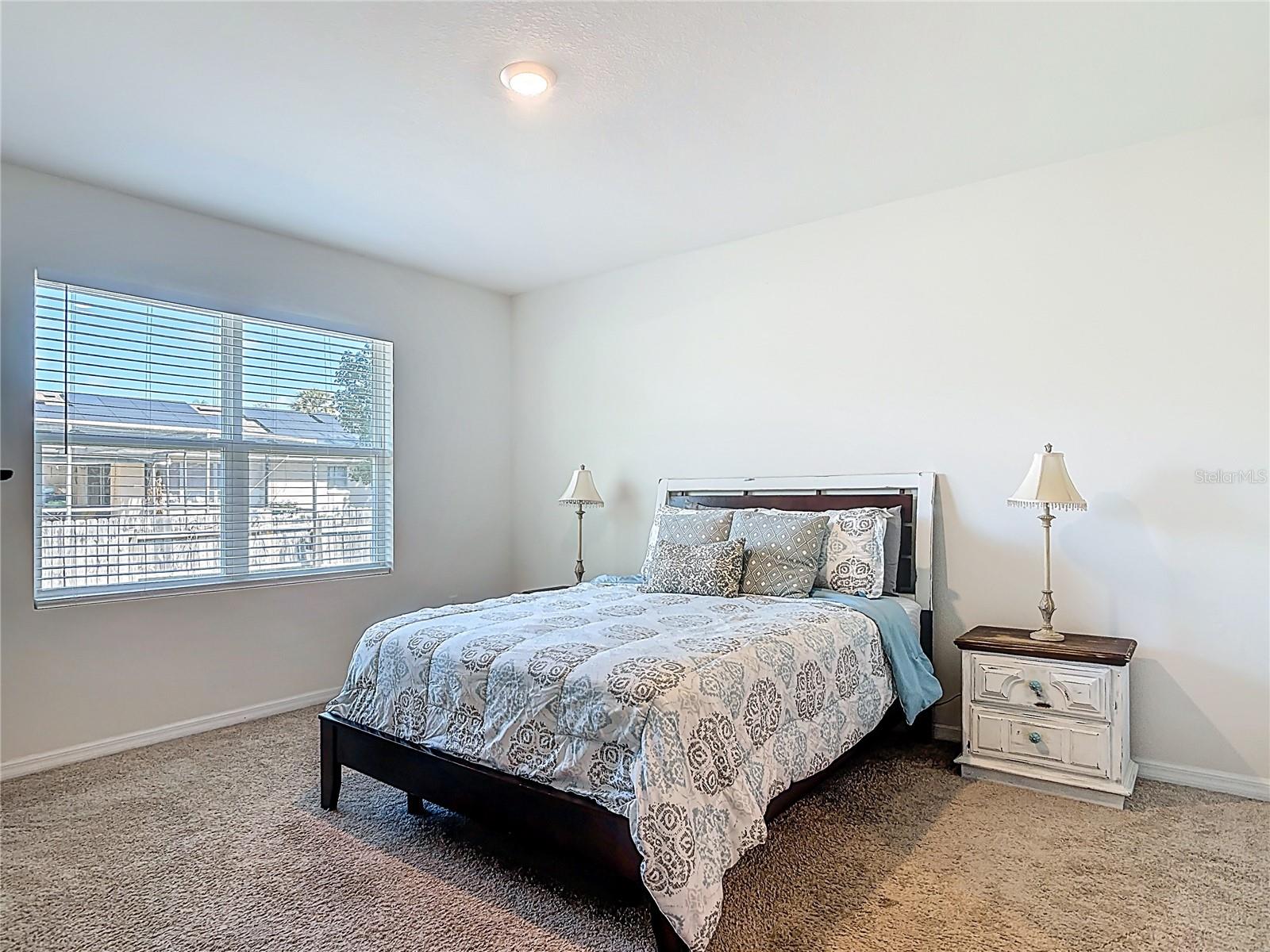 LAKE GLEASON RESERVE - Residential