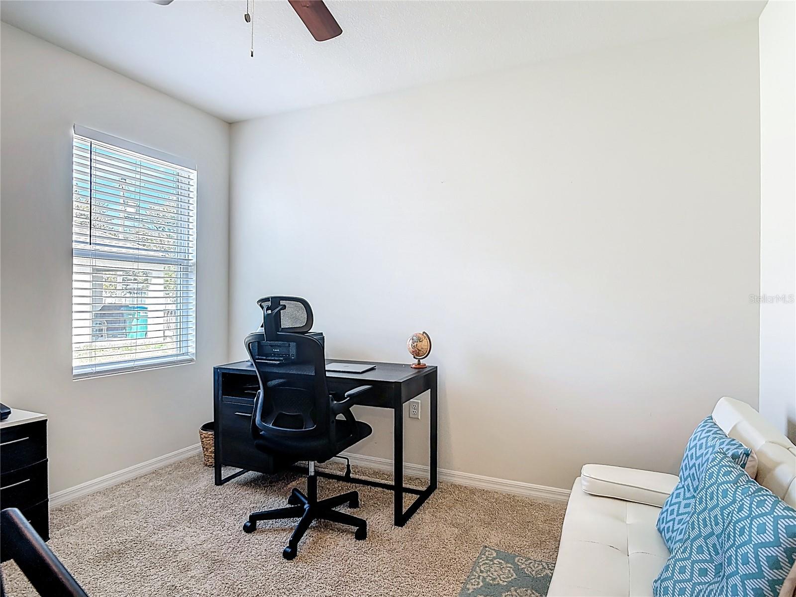 LAKE GLEASON RESERVE - Residential