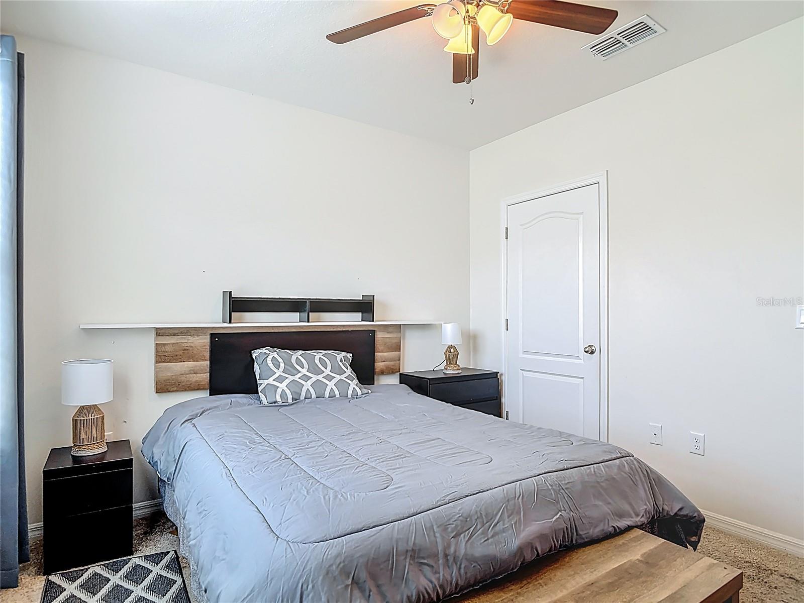 LAKE GLEASON RESERVE - Residential