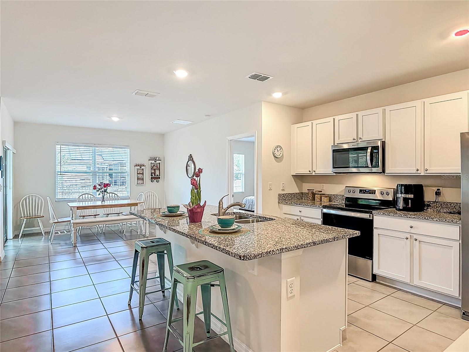 LAKE GLEASON RESERVE - Residential