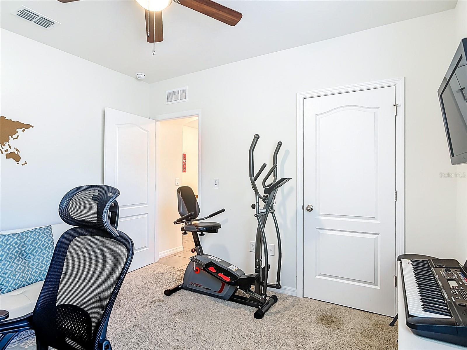 LAKE GLEASON RESERVE - Residential