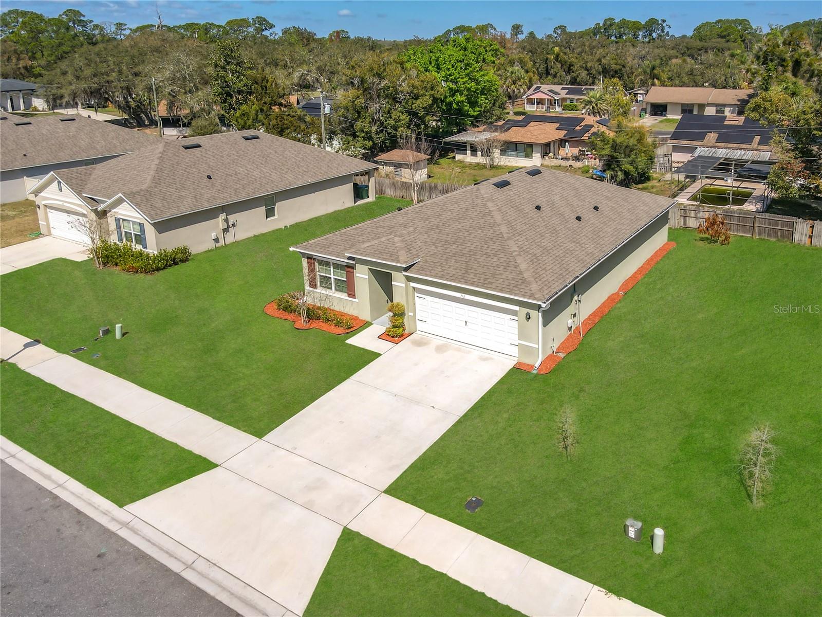 LAKE GLEASON RESERVE - Residential