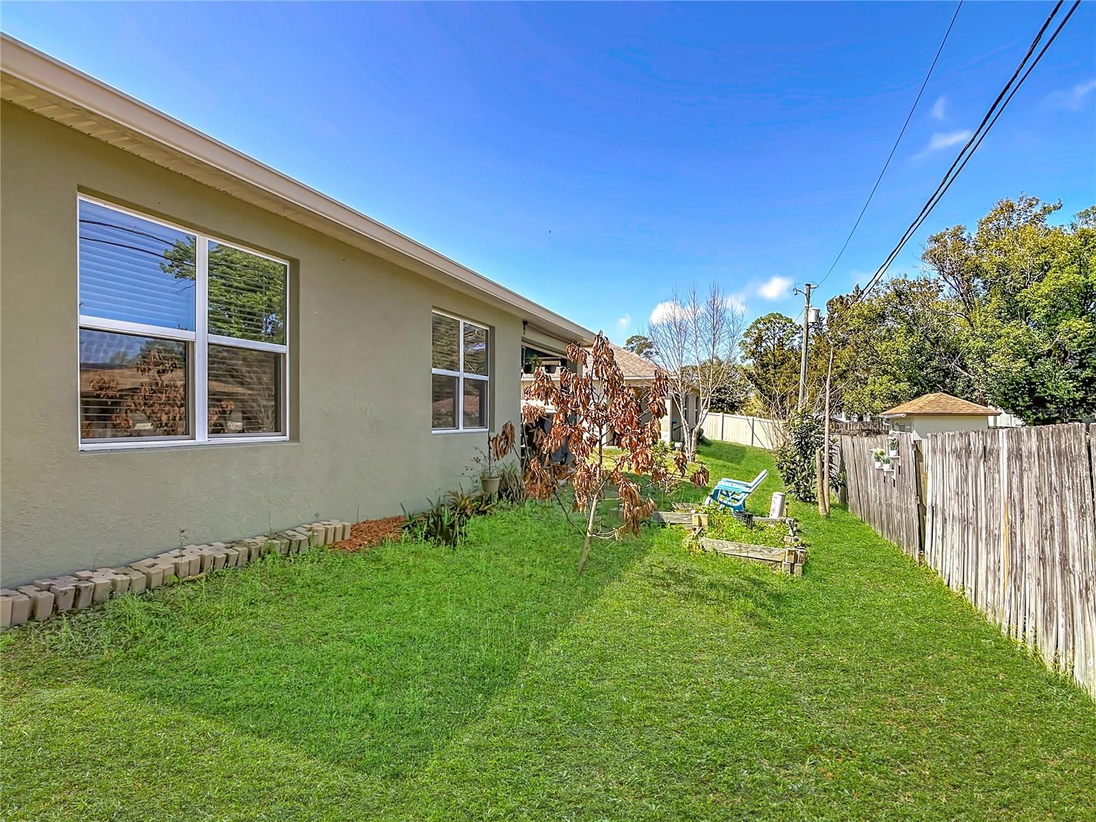 LAKE GLEASON RESERVE - Residential