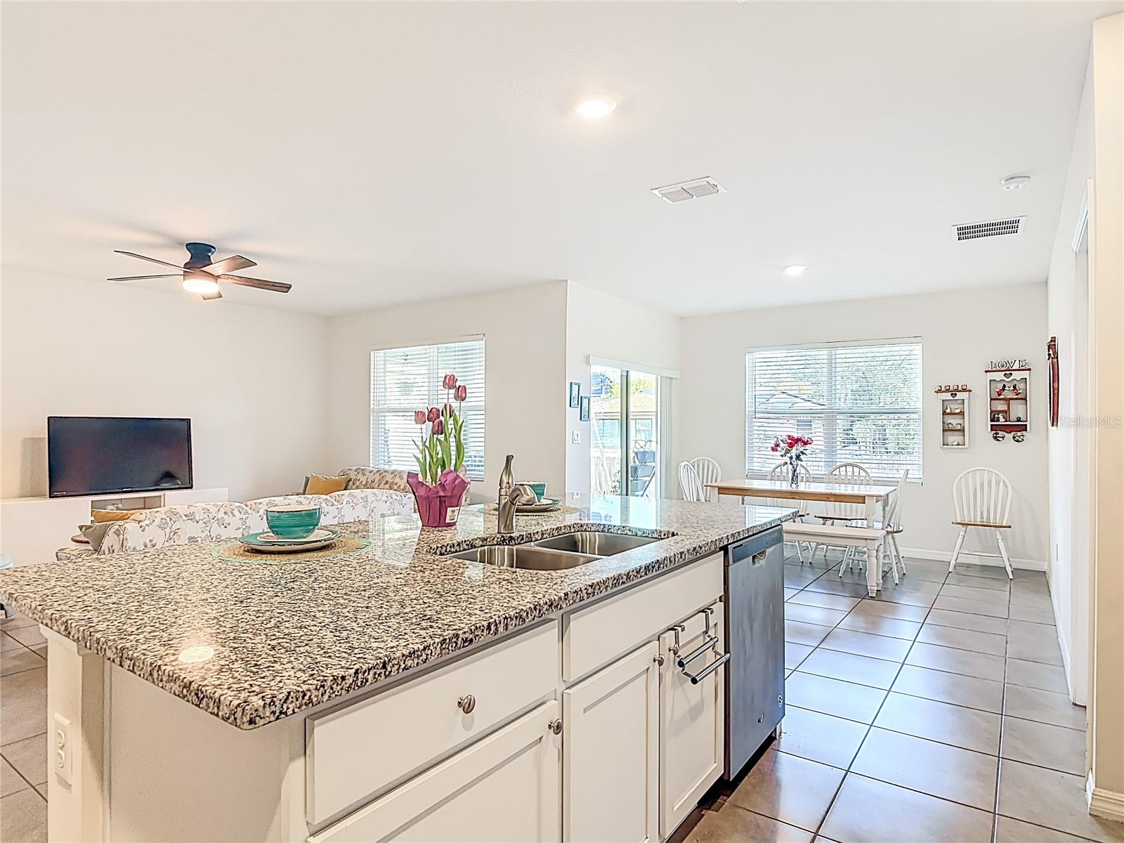 LAKE GLEASON RESERVE - Residential