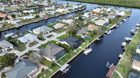 A home in PORT CHARLOTTE