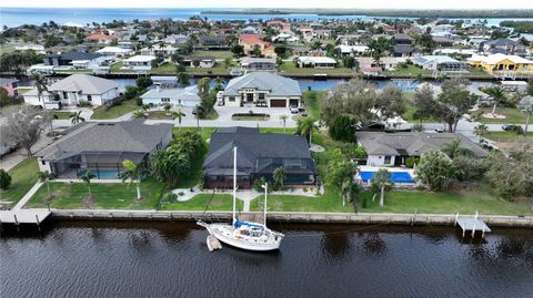 A home in PORT CHARLOTTE