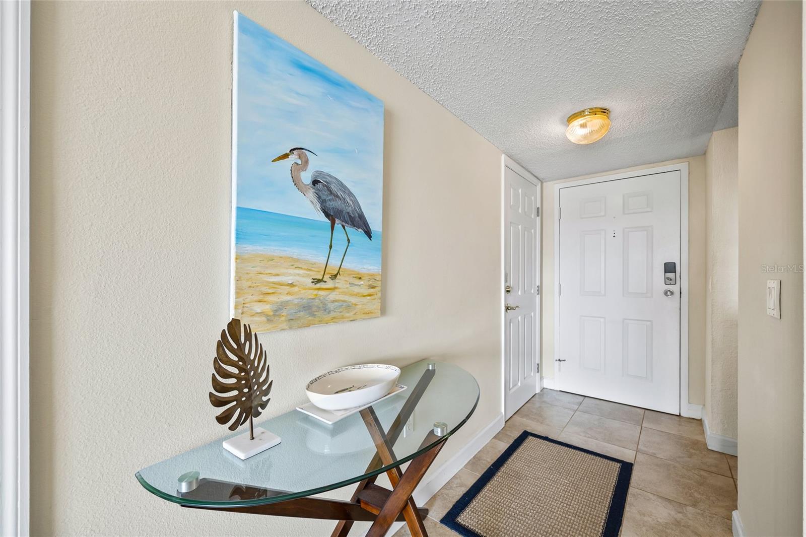 610 ISLAND WAY 302