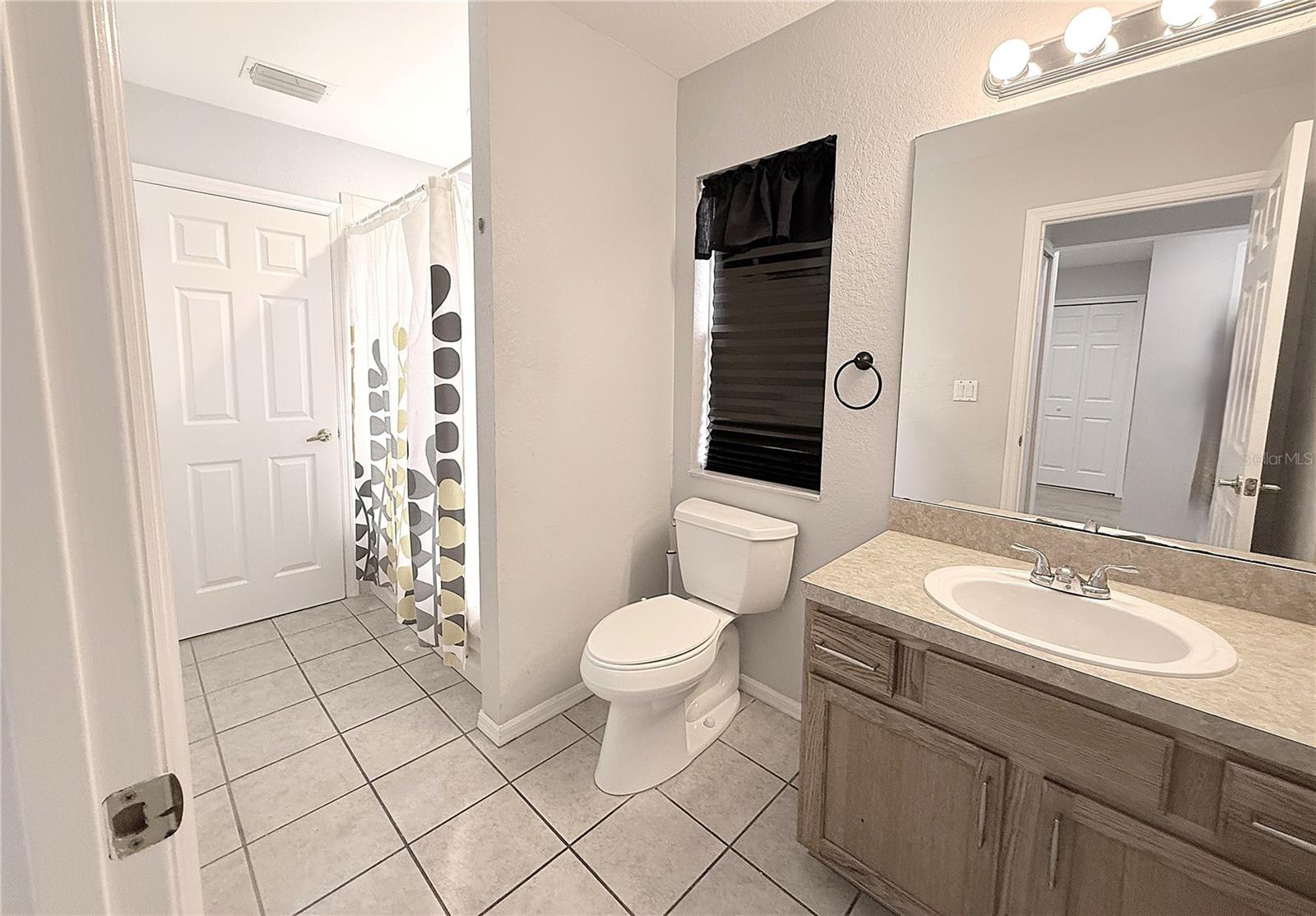 LAKES AT HERON COVE CONDO PH 07 - Residential Lease