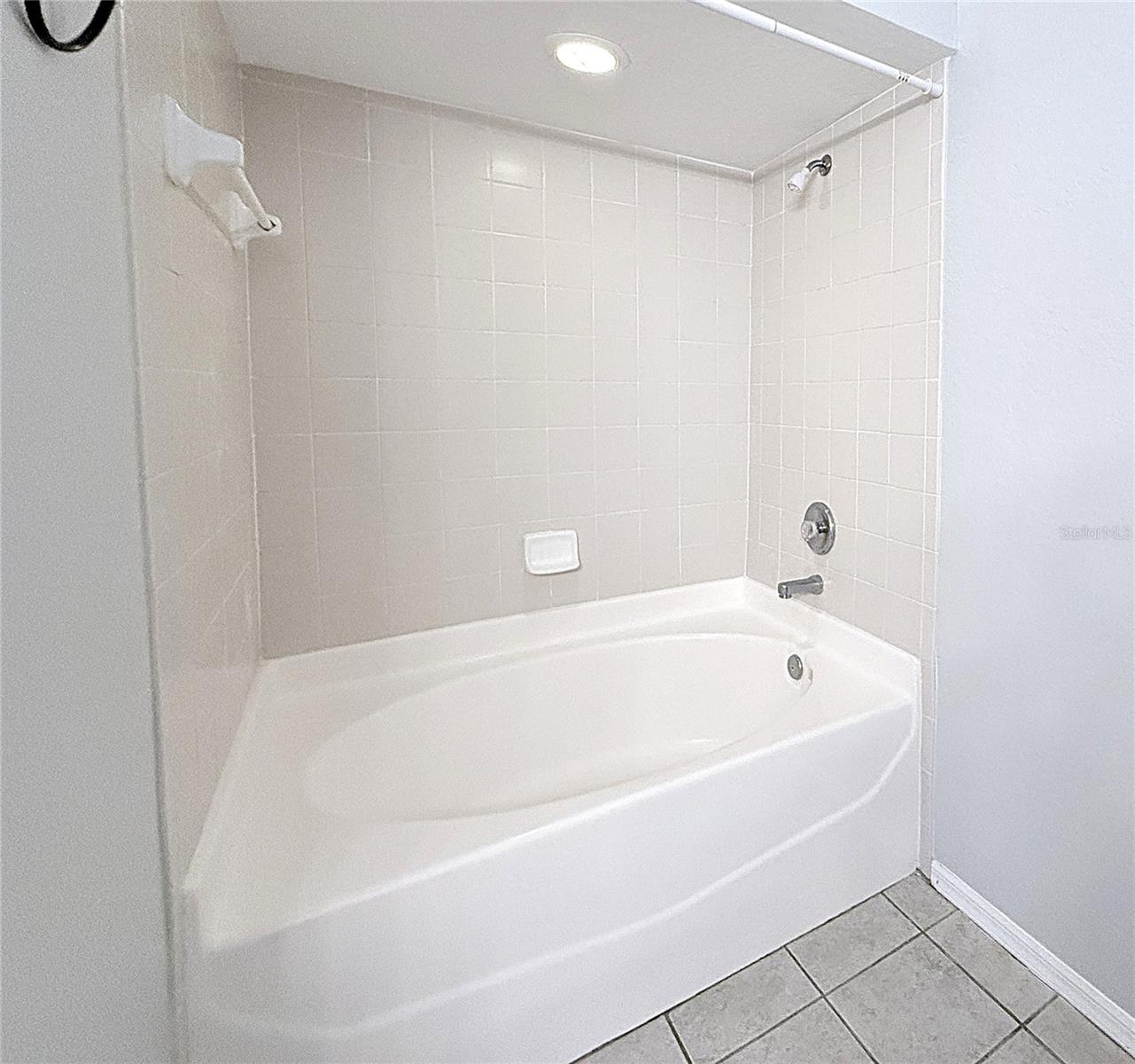 LAKES AT HERON COVE CONDO PH 07 - Residential Lease