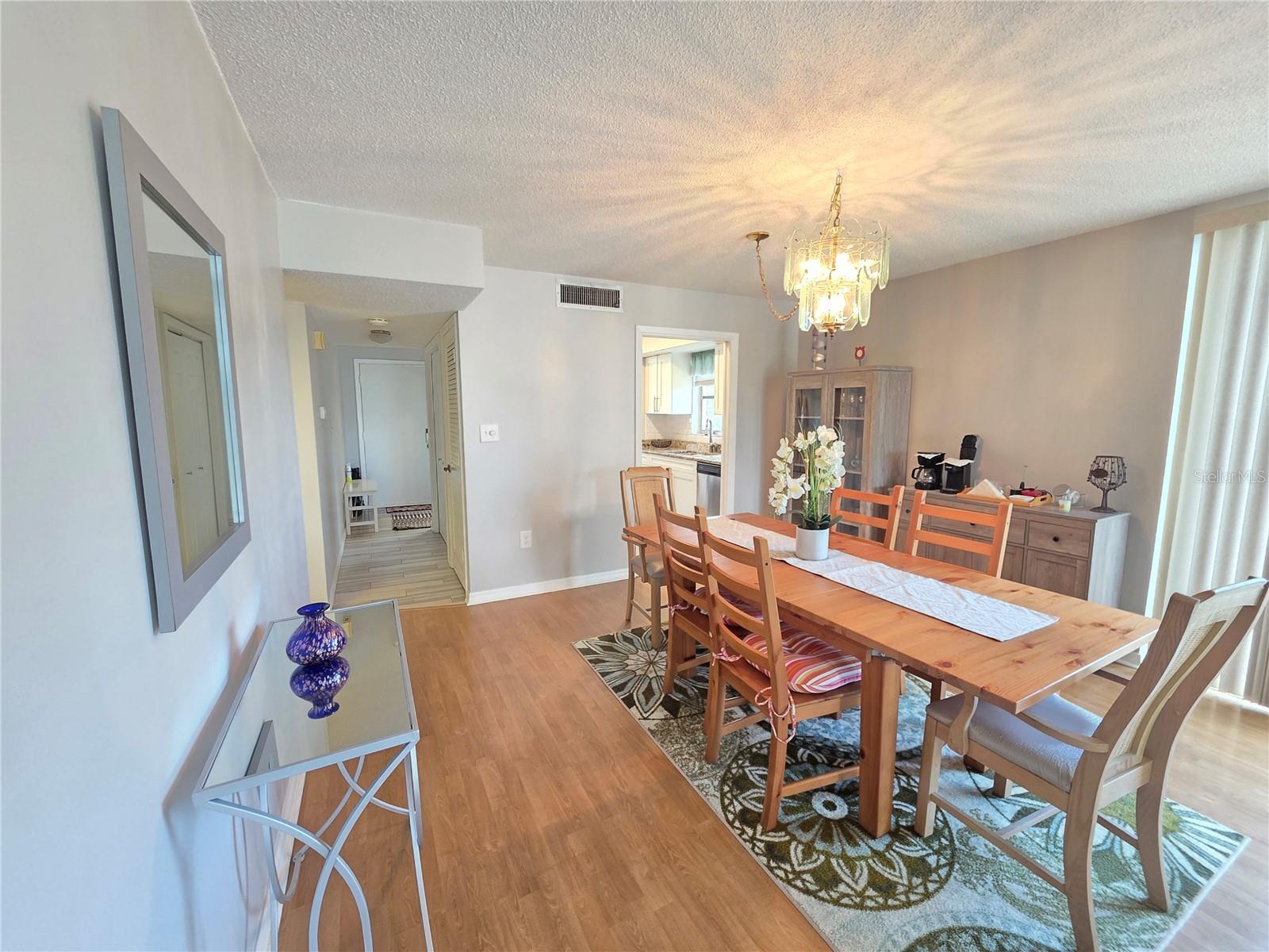 SEVILLE CONDO 4 - Residential