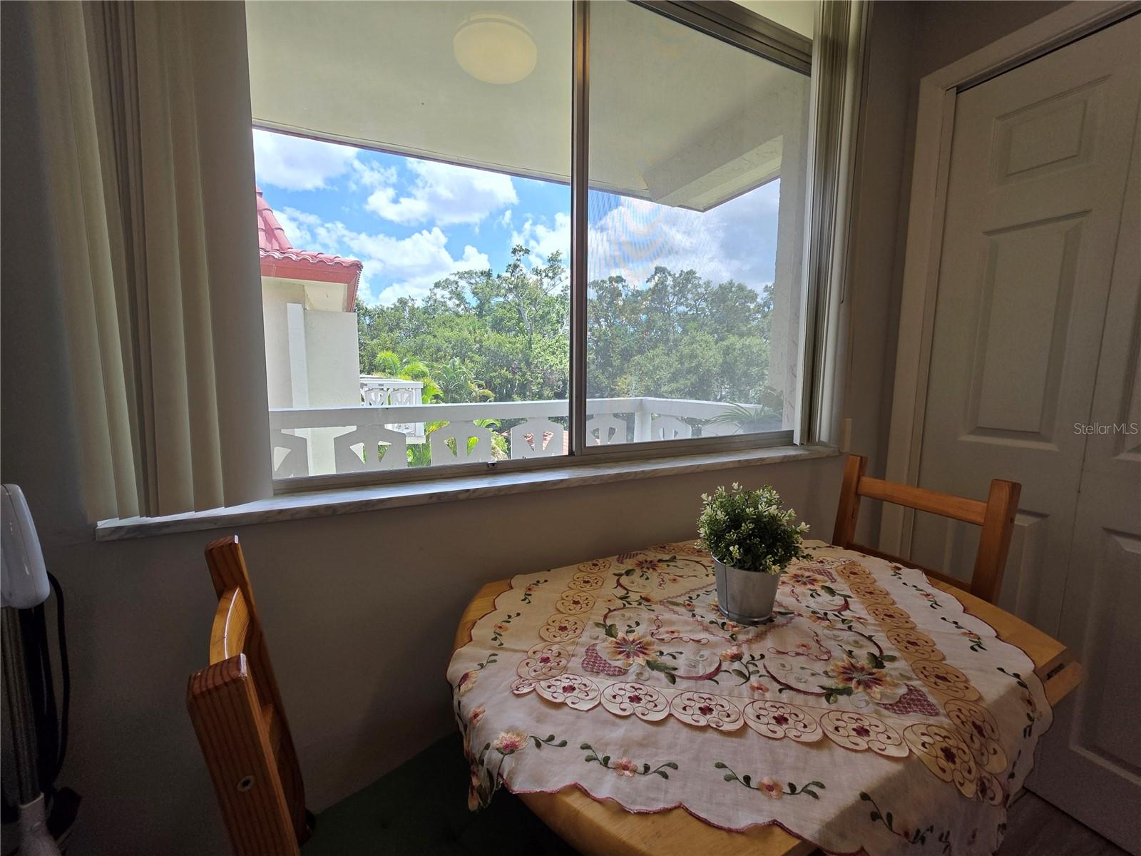 SEVILLE CONDO 4 - Residential